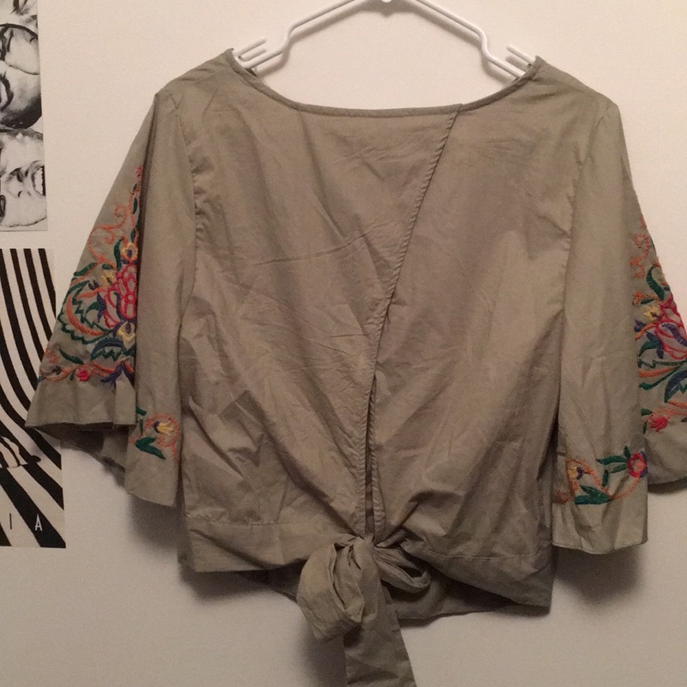 Shirt - Picture 2 of 2
